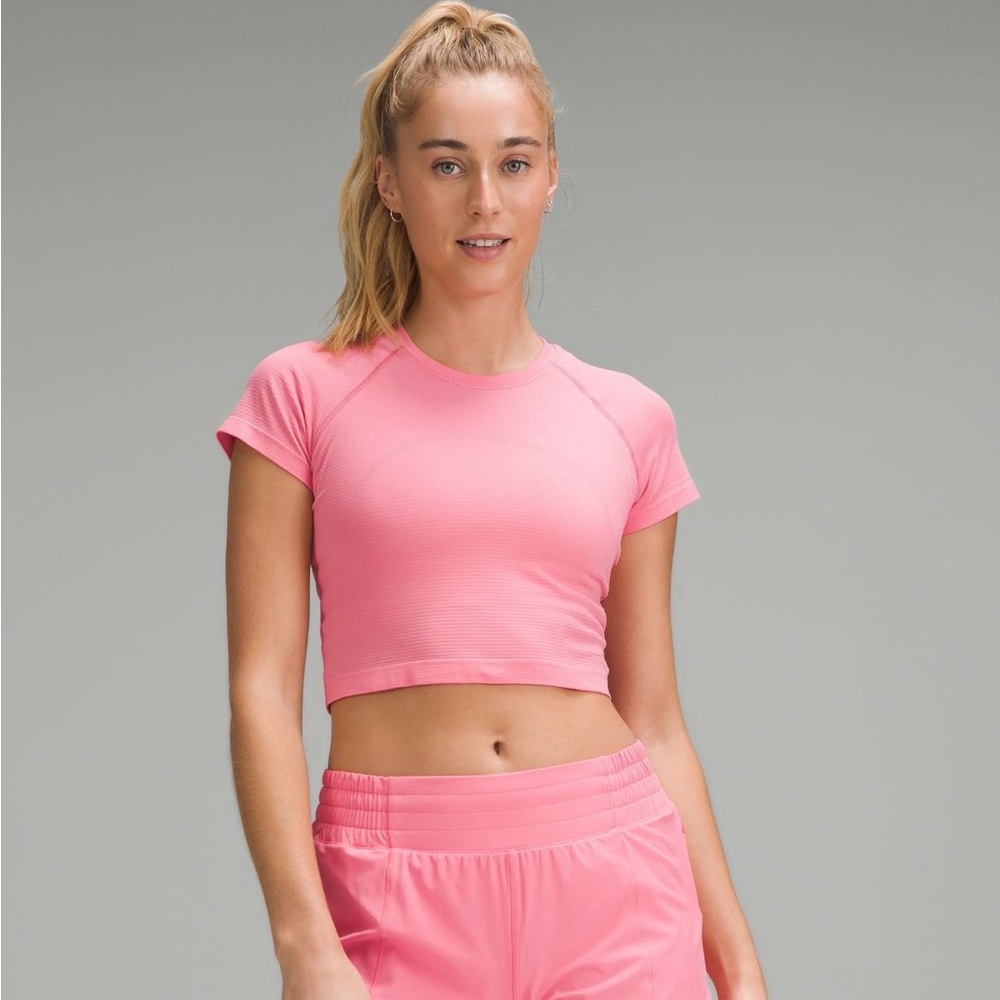 NWT Lululemon Swiftly Cropped 2.0